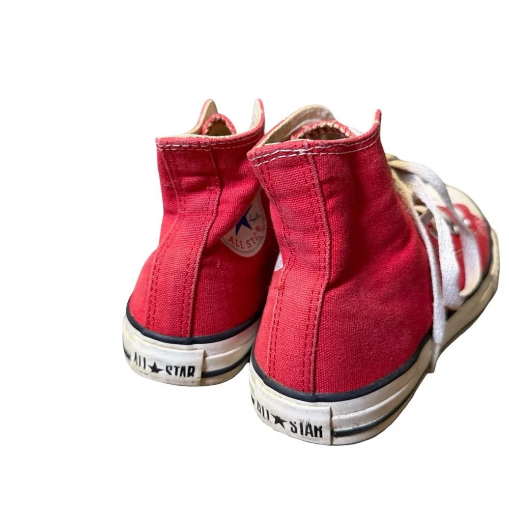❤️✨ Converse Chuck Taylor All‎ Star Red High-Top Sneakers Youth 3 ✨❤️